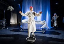 Театральный гороскоп: гадаем по новосибирским звездам