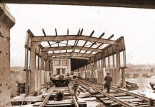 «40 лет вместе с городом»: реликвии как символы труда метростроевцев