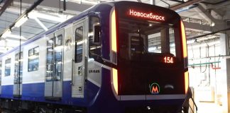 Ещё два поезда «Ермак» вышли на линию в новосибирском метро