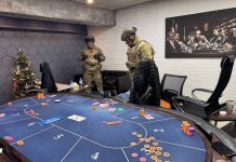 Нелегальный покерный клуб в Новосибирске ликвидировали полицейские