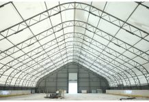 Оборудование хоккейной коробки за 12 млн два года пылилось на складе