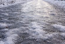 Руководителя дорожной службы оштрафовали за скользкость под Новосибирском