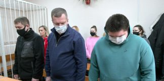 Экс-полицейских осудили за кражу денег потерпевших с места происшествия в Новосибирске