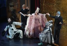 Всемирный День театра на площадке НОВАТа с сибирским размахом