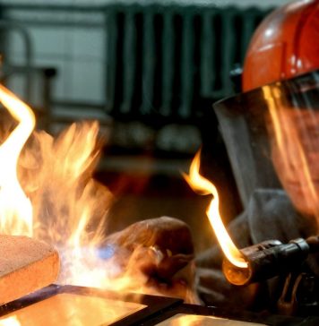 АО «НАЗ»: Уникальные династии «золотого» завода